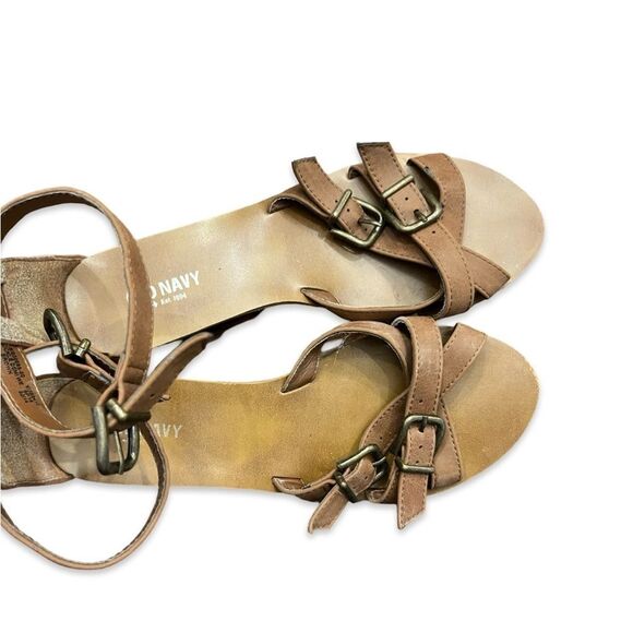 Strappy Wedge Sandals - Size 8 - Old Navy - Picture 2 of 4